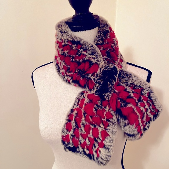 ♥️🖤REAL Rabbit Fur Scarf 🧣